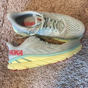 Hoka Clifton 7
